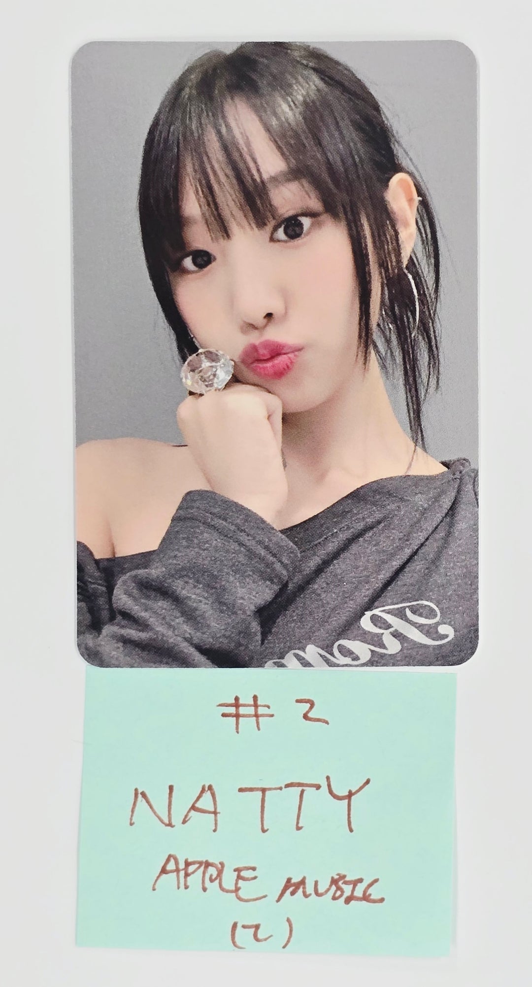 KISS OF LIFE "224" - Apple Music Pre-Order Benefit Photocard (2) [Digipack Ver.] [25.6.25]