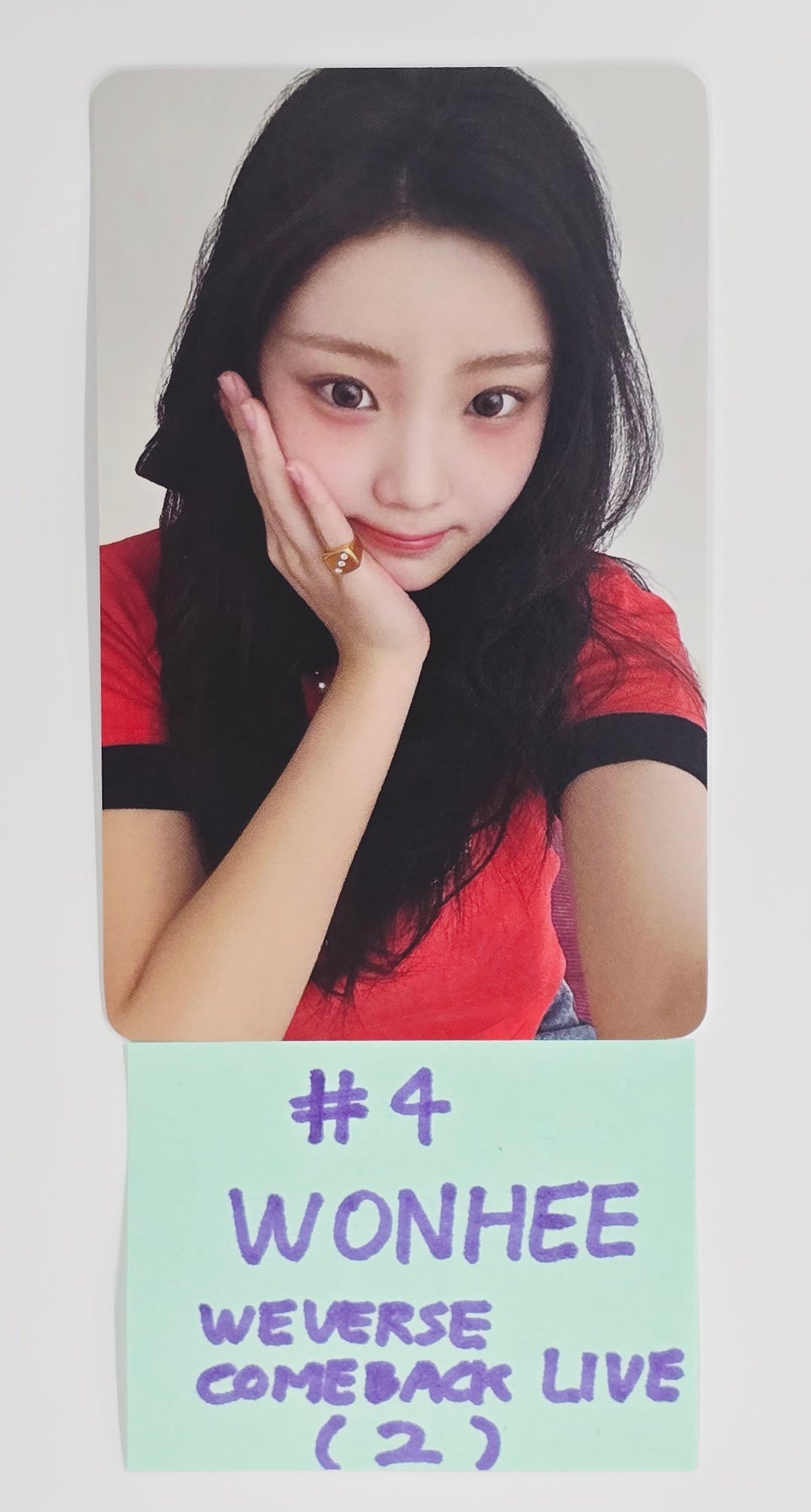 ILLIT "bomb" - Weverse Shop [Comeback Live] Pre-Order Benefit Photocard [Gllit Ver.] [25.6.25]