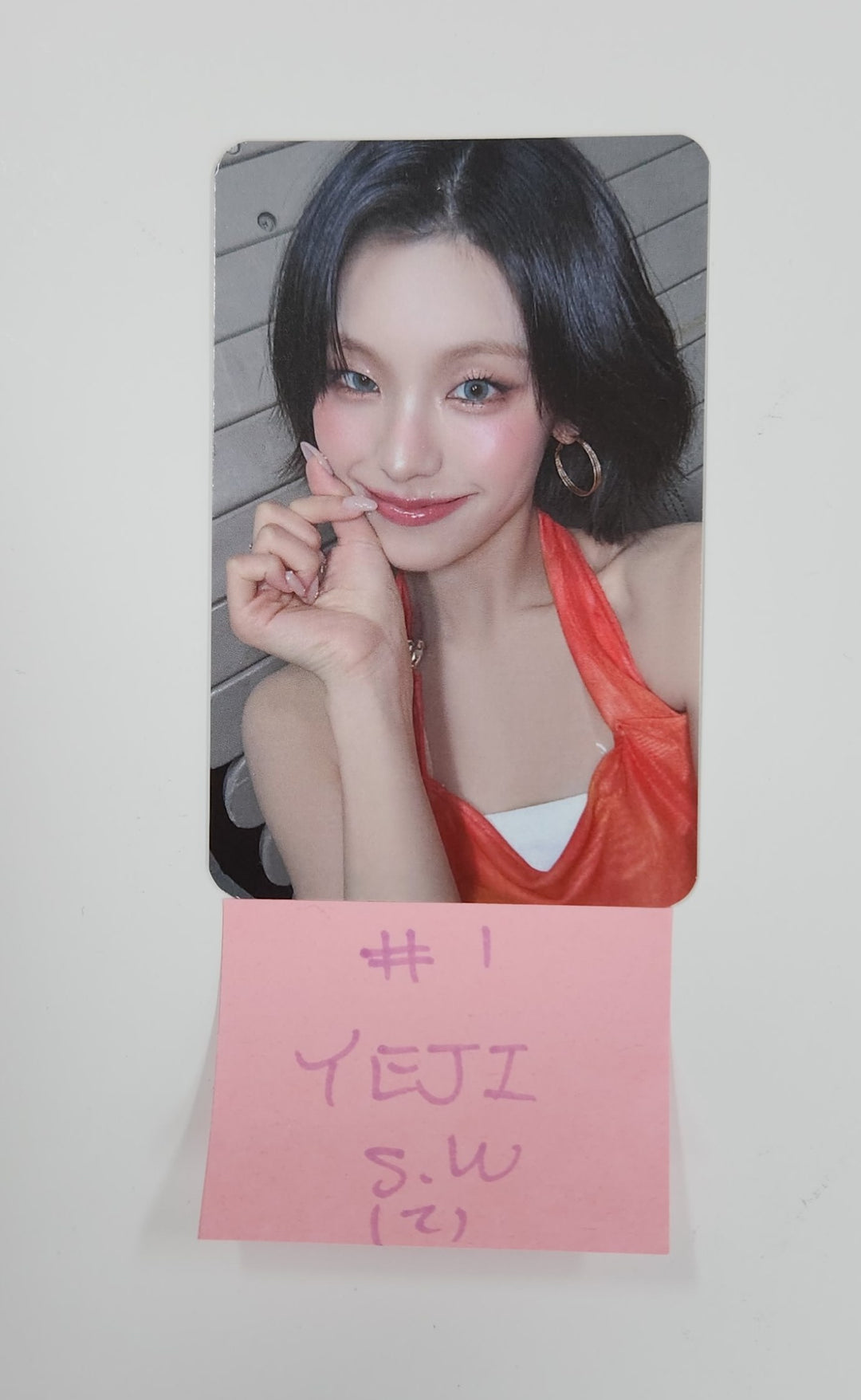 ITZY "Girls Will Be Girls" - Soundwave Special Gift (Pre-Order Benefit) Photocard [25.6.26]