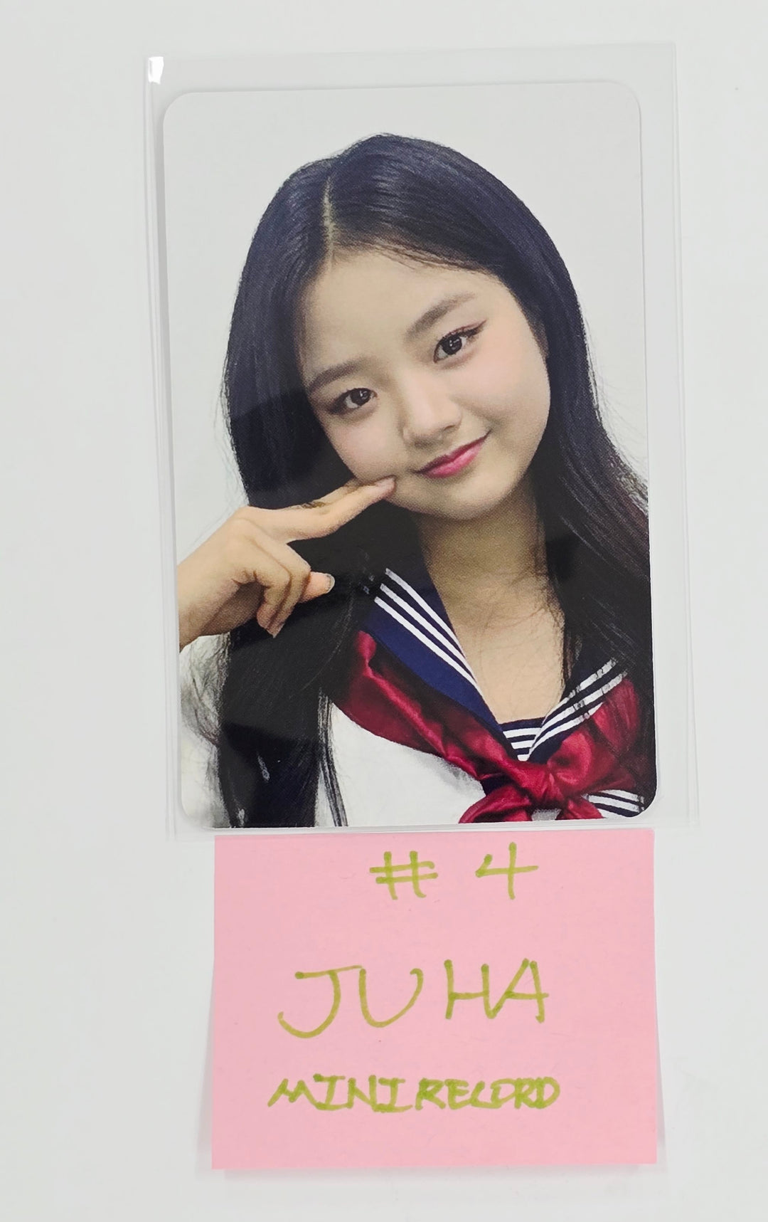 Burvey "A E I O U" - Mini Record Fansign Event Photocard [25.6.26]