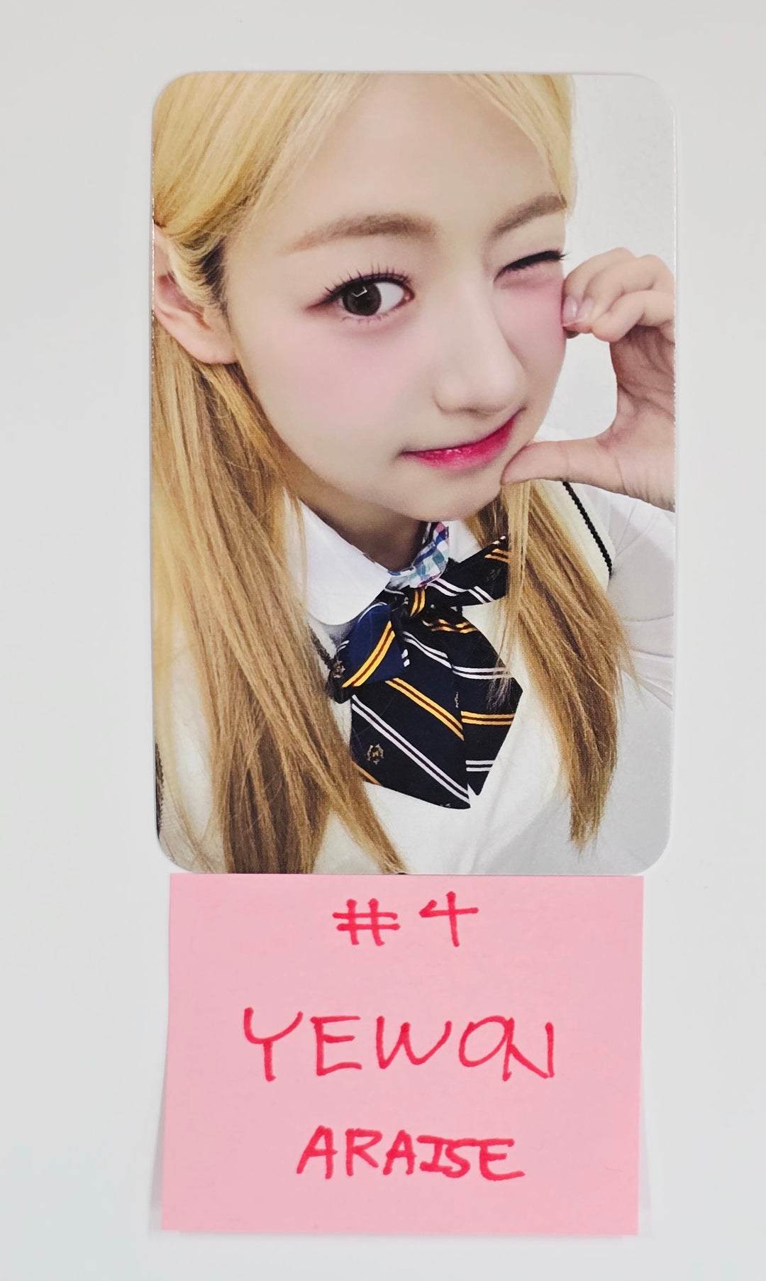 FIFTY FIFTY "Day & Night" - ARAISE Fansign Event Photocard Round 3 [25.6.26]