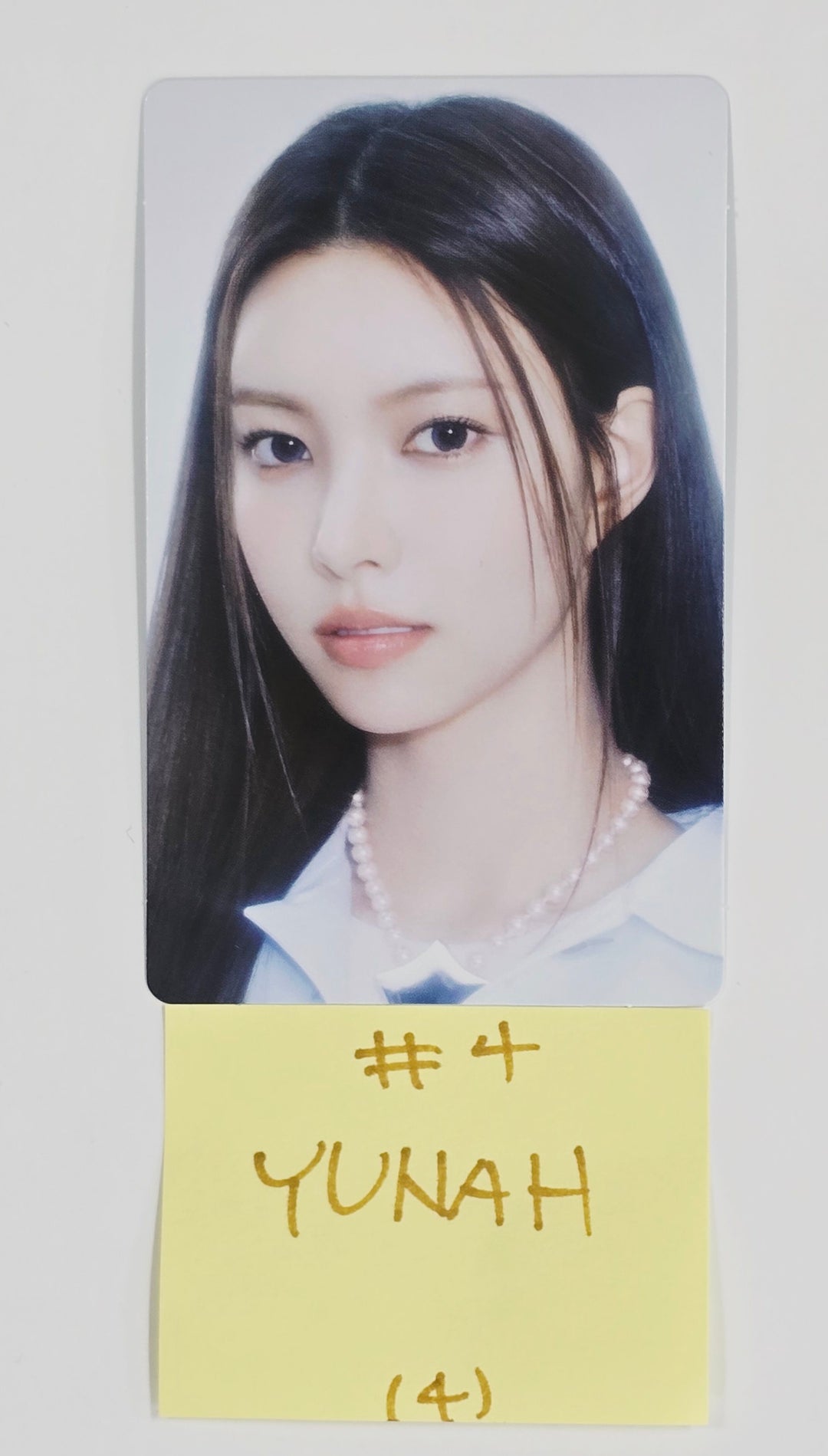 ILLIT "2025 ILLIT GLITTER DAY" - Official Trading Photocard [25.6.30]