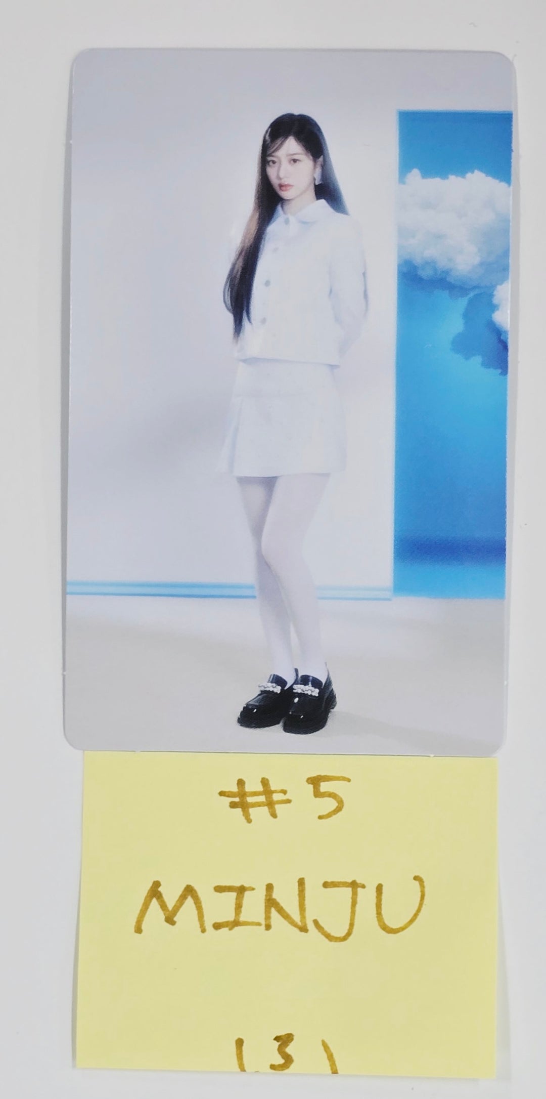 ILLIT "2025 ILLIT GLITTER DAY" - Official Trading Photocard [25.6.30]