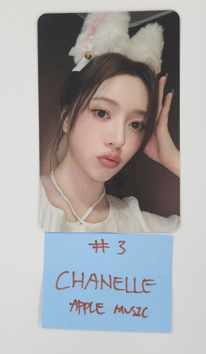 FIFTY FIFTY "Day & Night" - Apple Music Fansign Event Photocard Round 4 [25.7.1]