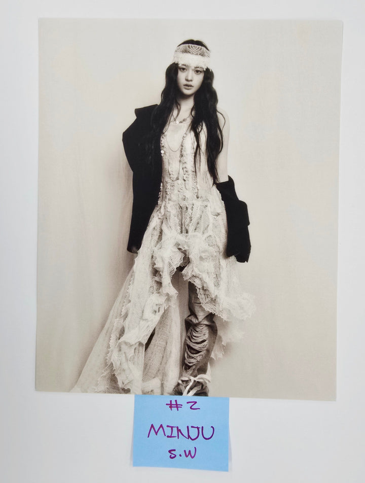 ILLIT "bomb" - Soundwave Pre-Order Benefit Mini Postcard [25.7.1]
