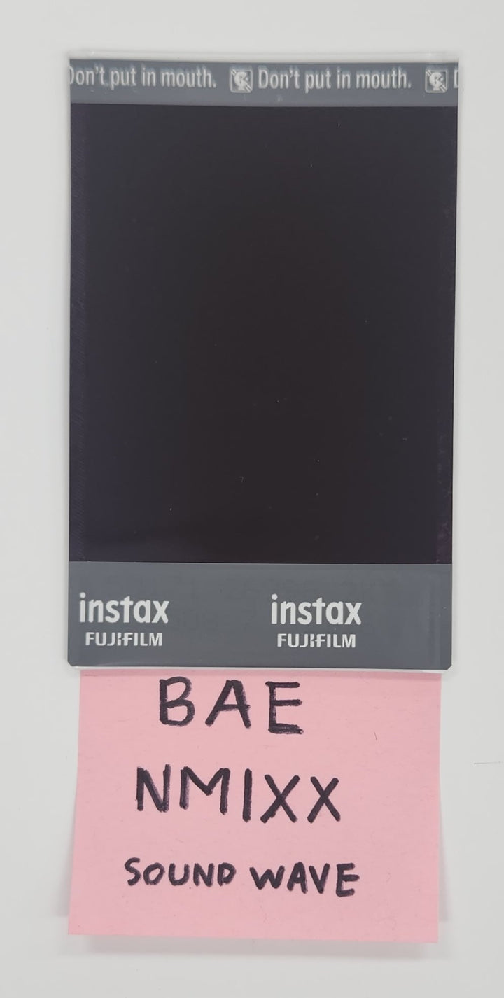 Bae (Of NMIXX) "Fe3O4: FORWARD" - Hand Autographed(Signed) Polaroid [25.7.2]