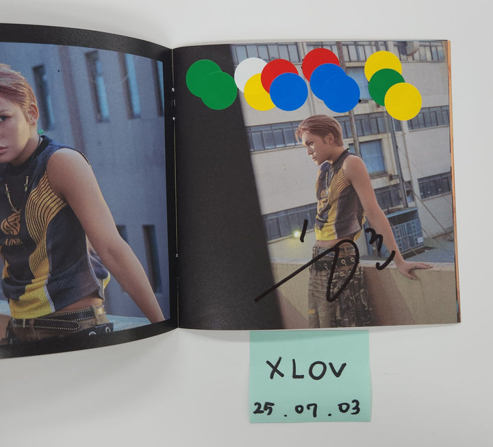 XLOV "I ONE" - Hand Autographed(Signed) Album [25.7.3]