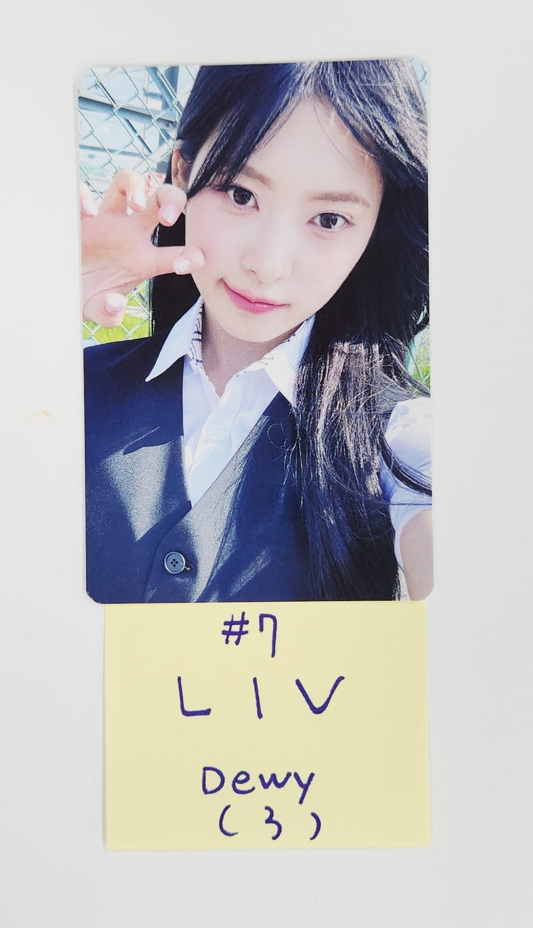 RESCENE "Dearest" - Official Photocard (QR Ver.) [Dewy Ver.] [25.7.3]
