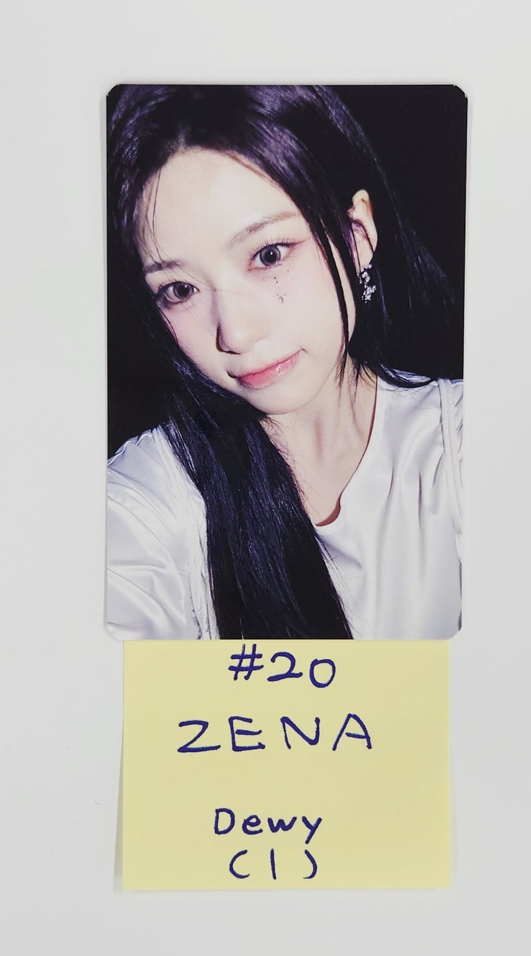 RESCENE "Dearest" - Official Photocard (QR Ver.) [Dewy Ver.] [25.7.3]