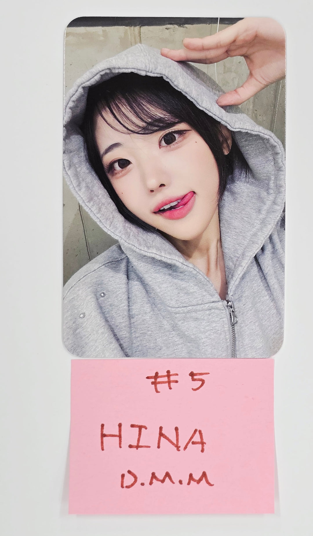 QWER "IN A MILLION NOISES, I'LL BE YOUR HARMONY" - Dear My Muse Fansign Event Photocard (Restocked)[25.7.7]