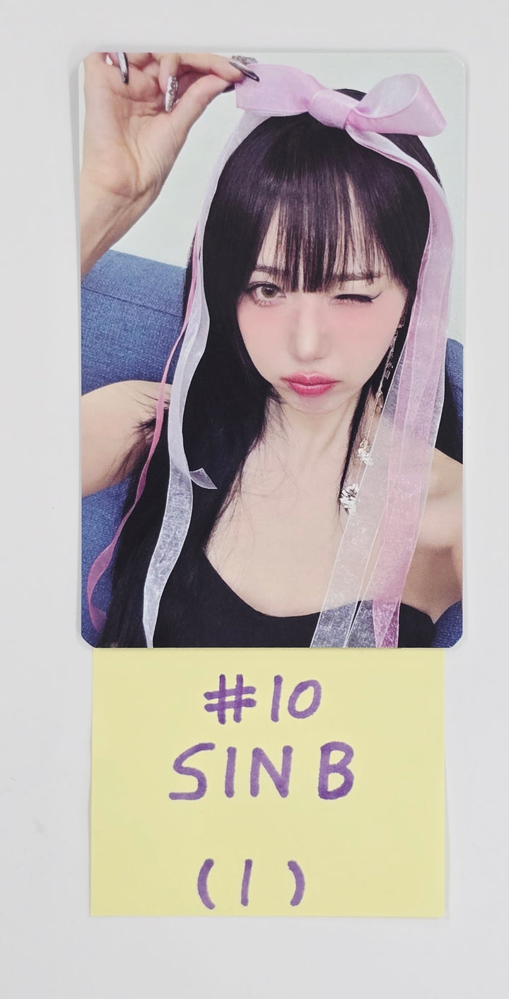 VIVIZ "New Legacy" 2025 World Tour - Official Trading Photocard [25.7.7]
