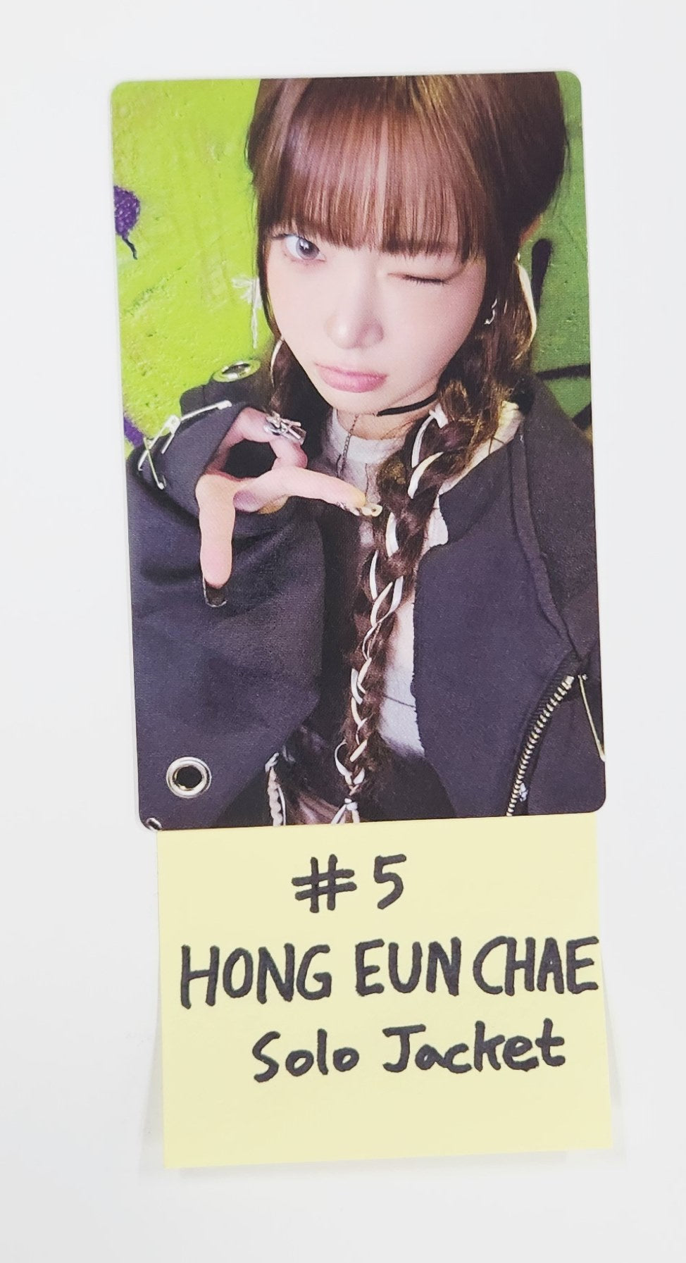 Le Sserafim 'DIFFERENT' JAPAN 4th Single - Official Photocard [25.7.8]