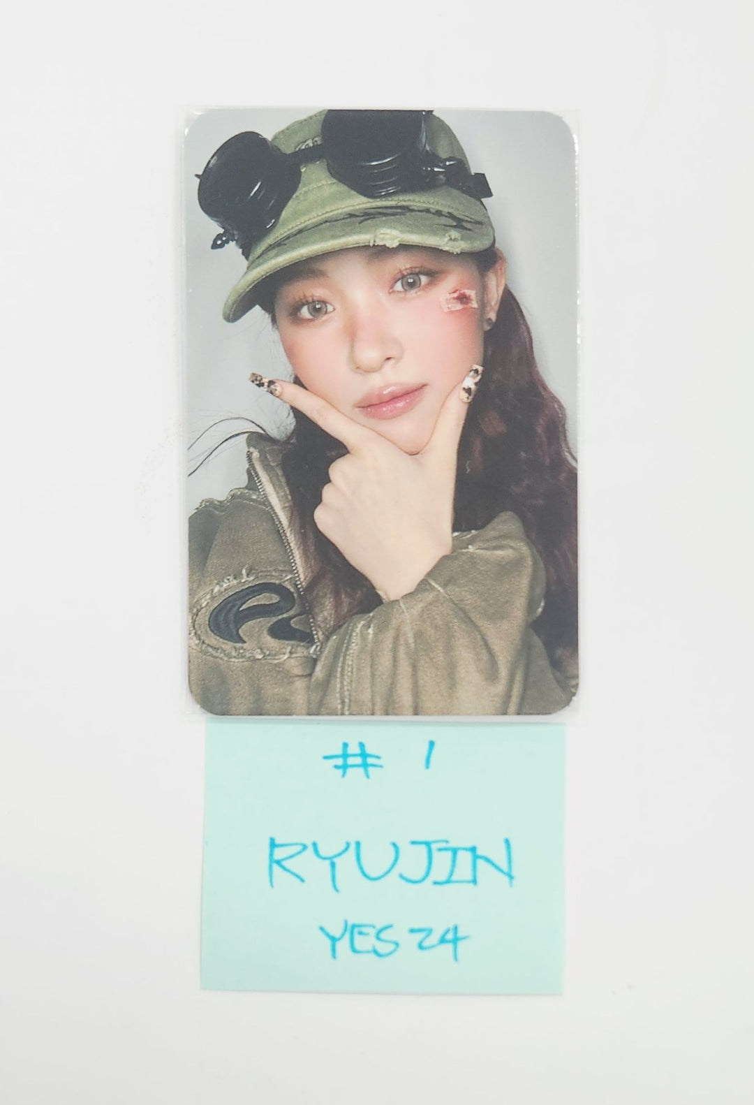 ITZY "Girls Will Be Girls" - Withmuu Pre-Order Benefit Photocard [25.7.9]