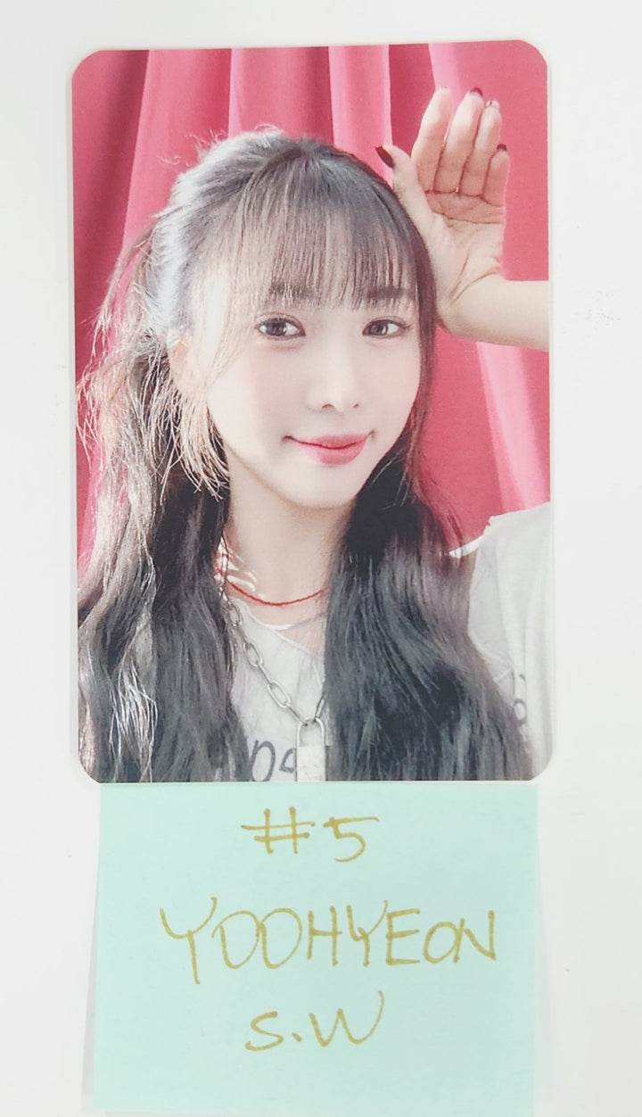 UAU "Playlist #You Are You" - Soundwave Fansign Event Photocard Round 4 [25.7.9]