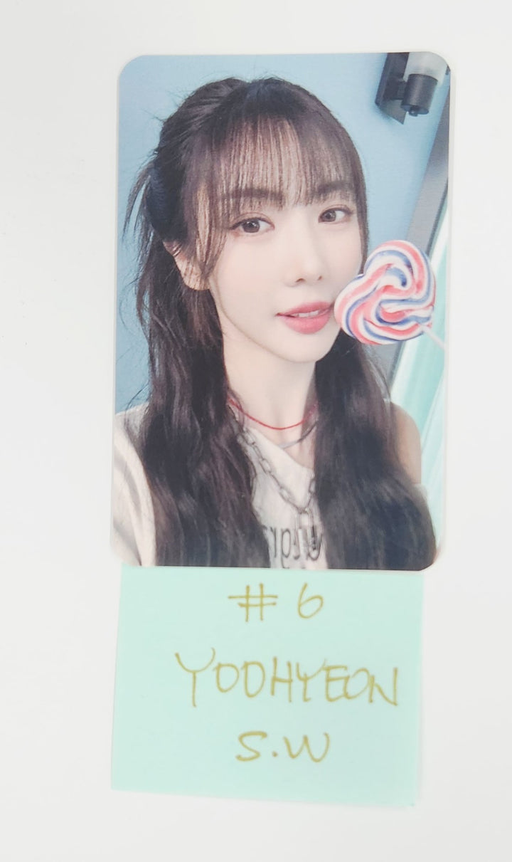 UAU "Playlist #You Are You" - Soundwave Fansign Event Photocard Round 4 [25.7.9]