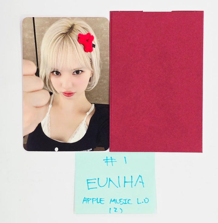 VIVIZ "A Montage of ( )" - Apple Music Lucky Draw Event Photocard [25.7.9]