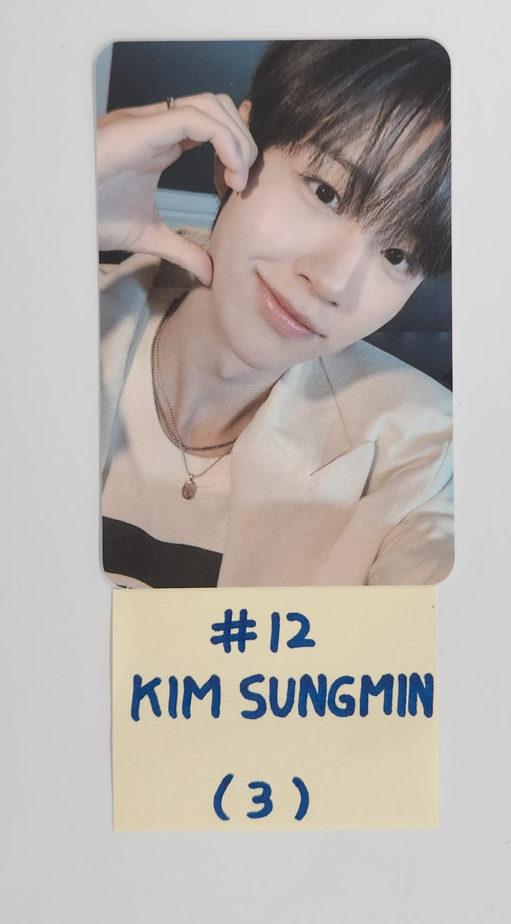 CLOSE YOUR EYES "Snowy Summer" - Official Trading Photocard [25.7.10]