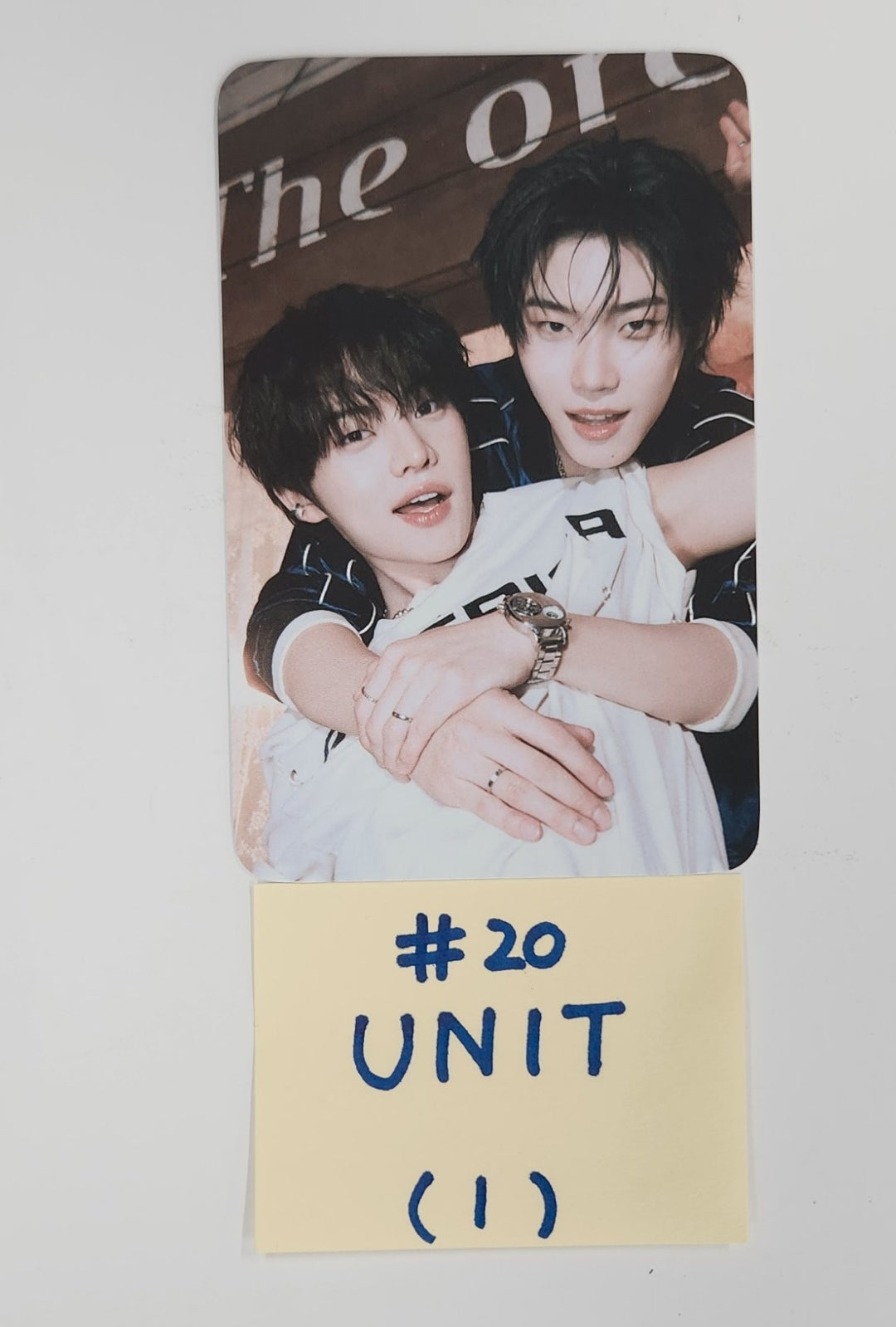 CLOSE YOUR EYES "Snowy Summer" - Official Trading Photocard [25.7.10]