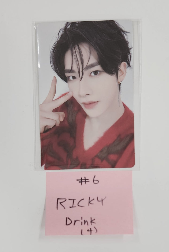 ZeroBaseOne x Our Bakery "Our Blue Bakery" - 2nd Anniversary Pop-Up Drink Event Photocard [25.7.10]