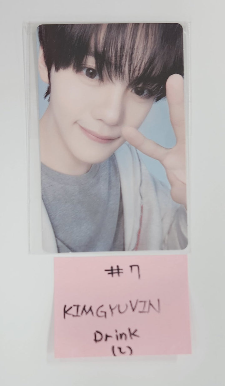 ZeroBaseOne x Our Bakery "Our Blue Bakery" - 2nd Anniversary Pop-Up Drink Event Photocard [25.7.10]