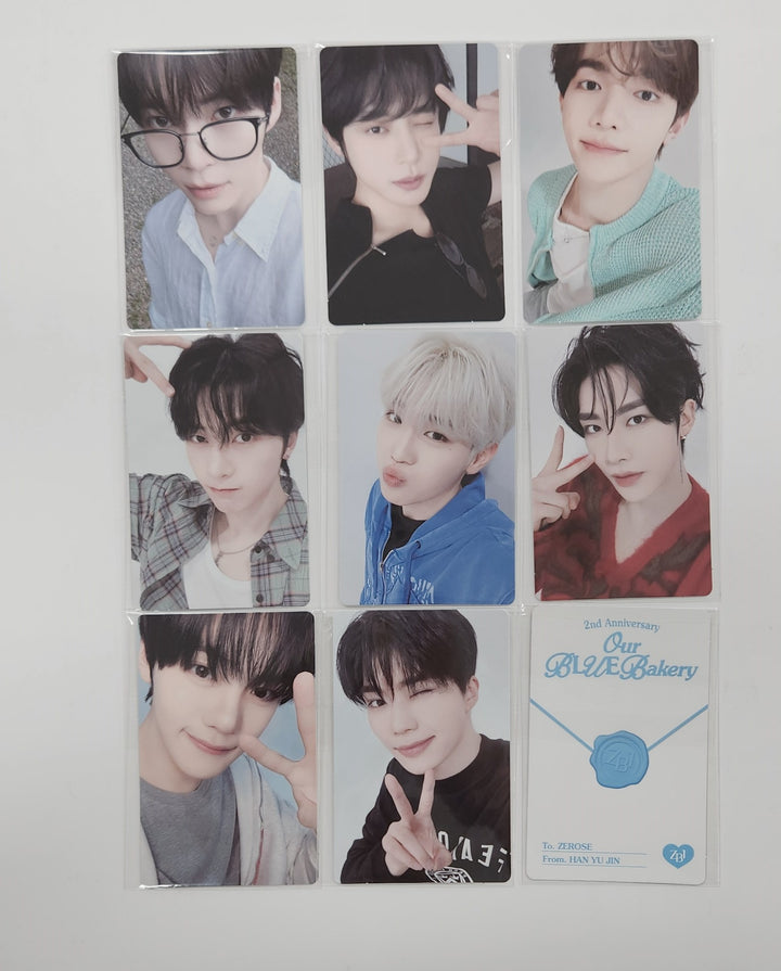 ZeroBaseOne x Our Bakery "Our Blue Bakery" - 2nd Anniversary Pop-Up Drink Event Photocard [25.7.10]
