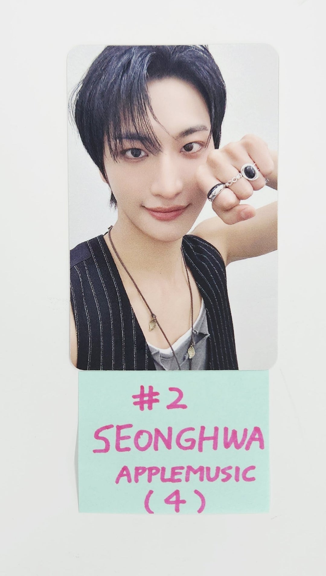 Ateez "GOLDEN HOUR : Part.3" - Apple Music Lucky Draw Event Photocard [Poca Ver.] [25.7.11]