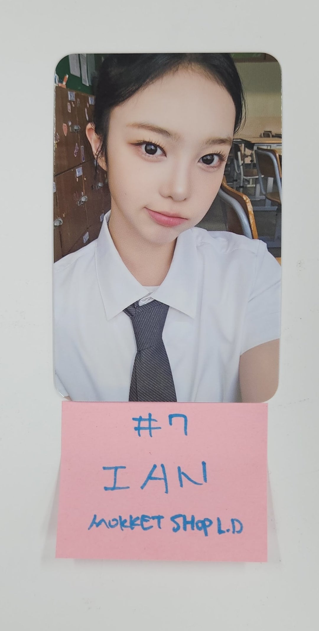 Hearts2Hearts "STYLE" - Mokket Shop Lucky Draw Event Photocard [25.7.14]
