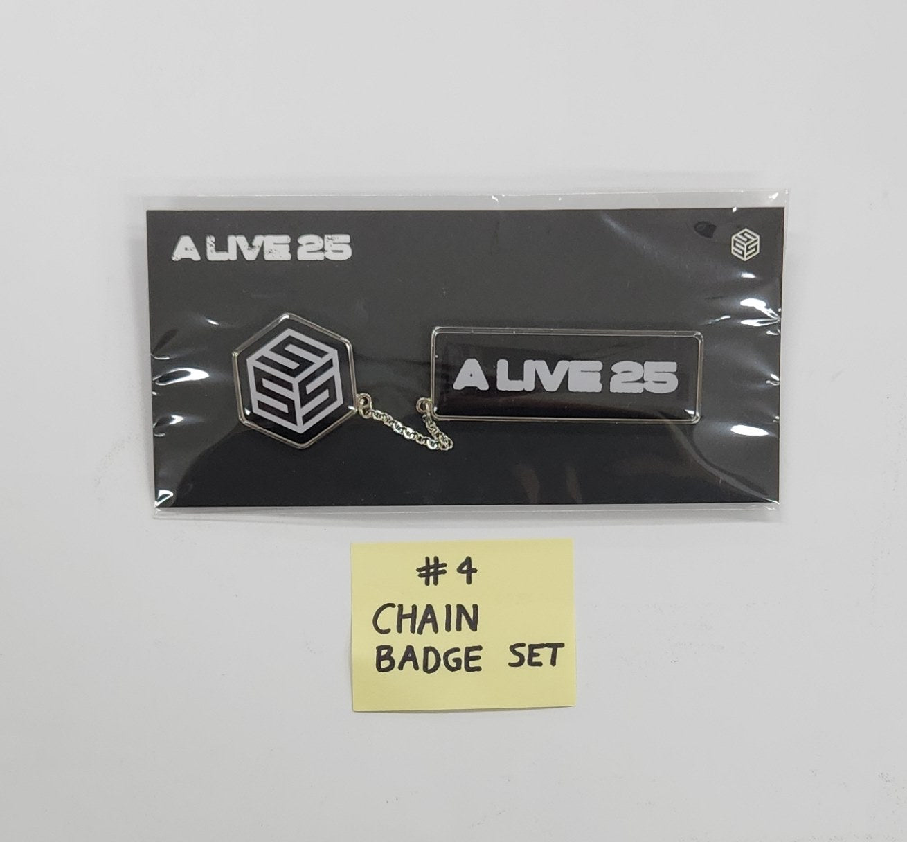 tripleS ユヨン objekt ポストカード キーリング ALIVE25 tripleS ユヨン objekt ポストカード キーリング ALIVE25