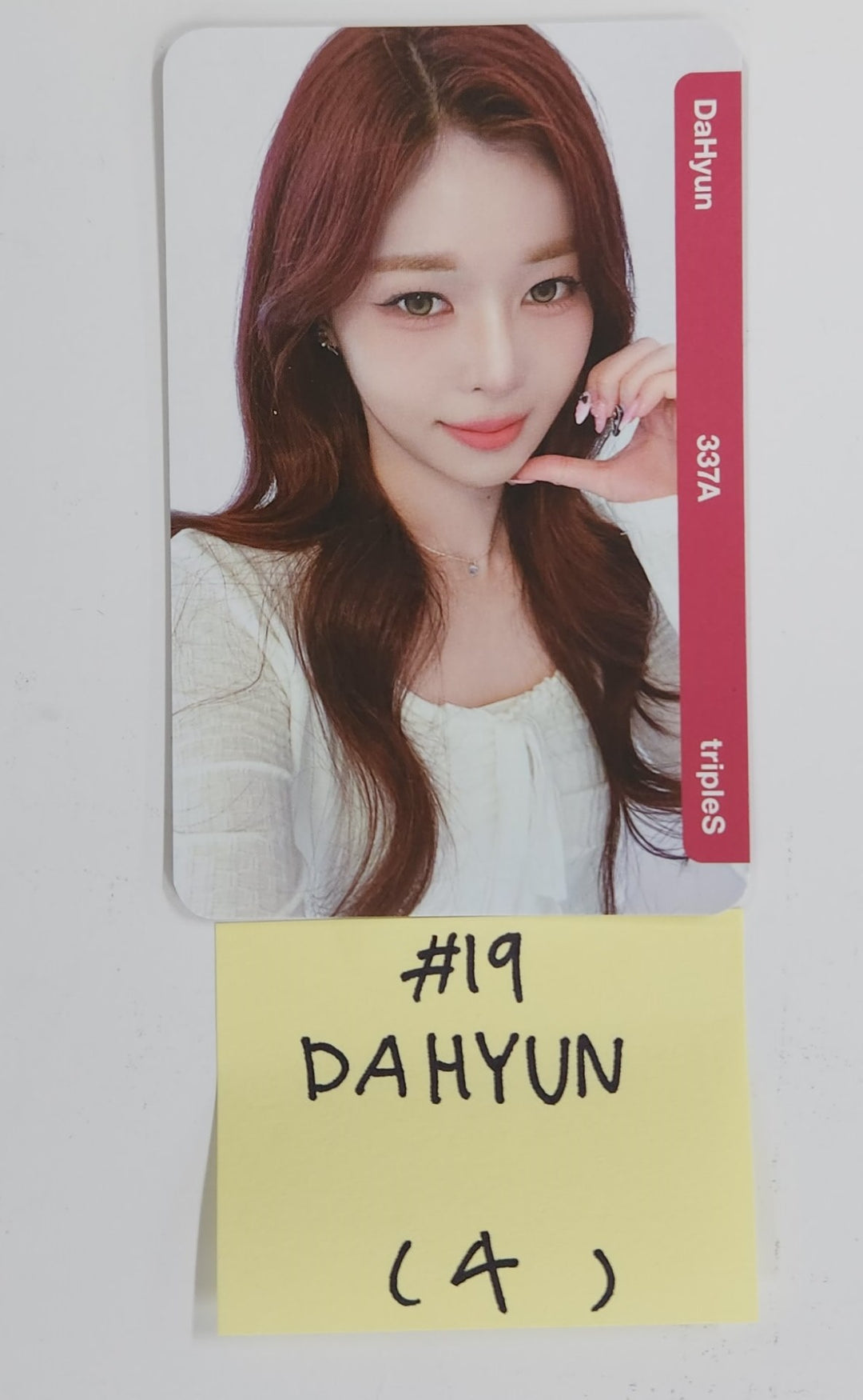 TripleS Atom02 Double Class Objekt (336A, 337A) "ALive 25 Only" - Official Photocard (1) [25.7.14]