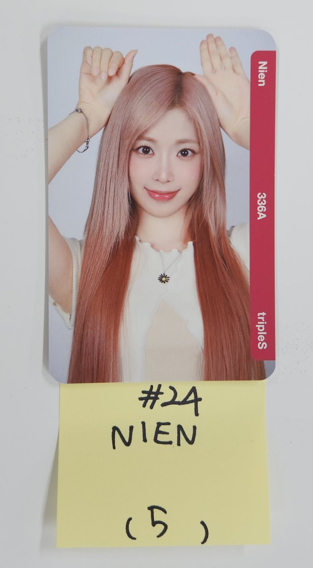 TripleS Atom02 Double Class Objekt (336A, 337A) "ALive 25 Only" - Official Photocard (1) [25.7.14]