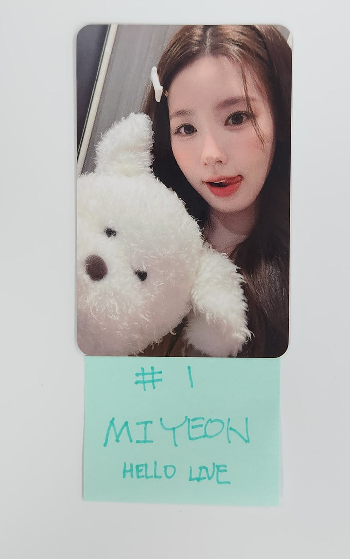 I-DLE "We are" - Hello Live Fansign Event Photocard [25.7.15]