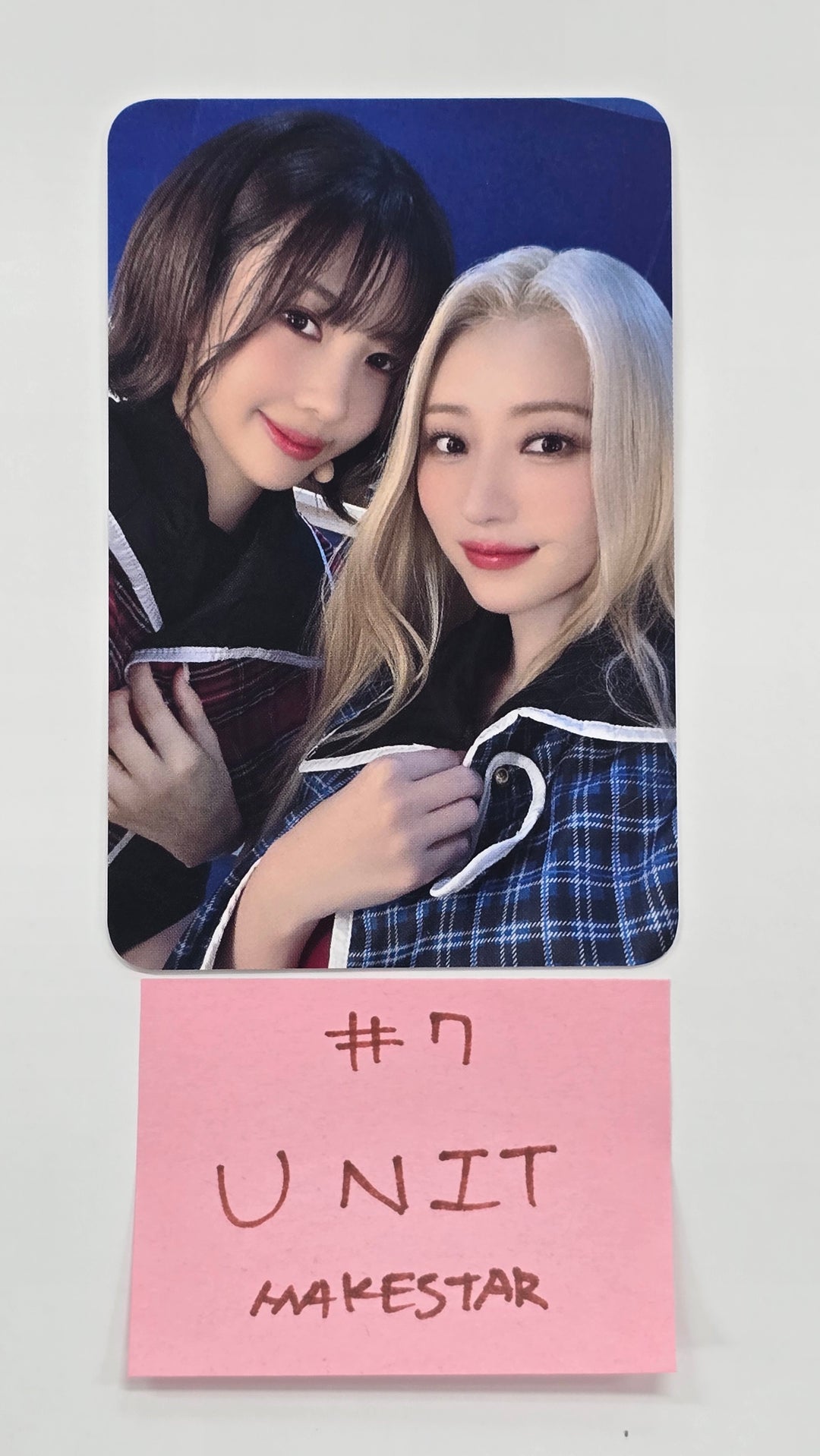 UAU "Playlist #You Are You" - Makestar Fansign Event Photocard Round 2 [25.7.17]