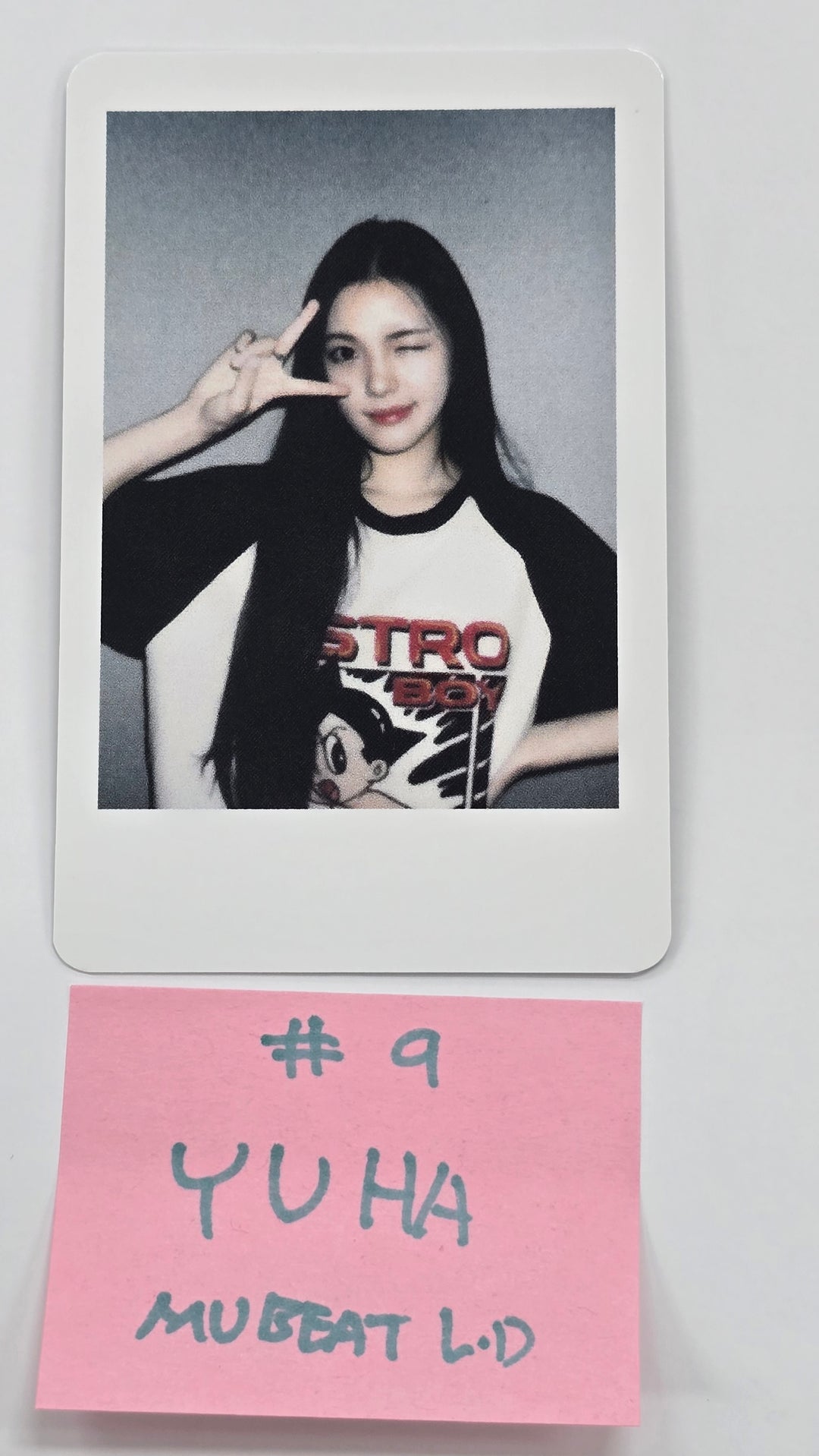 Hearts2Hearts "STYLE" - MUBEAT Mall Lucky Draw Event Photocard [25.7.17]