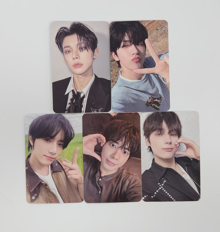 TXT "TOGETHER" - Official Photocard [Solo Track Ver.] [25.7.22]