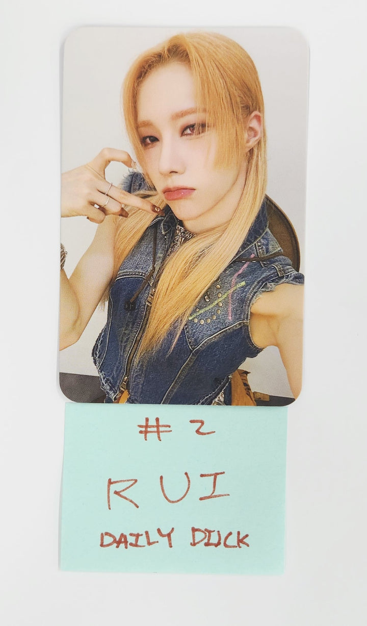 XLOV "I ONE" - Daily Duck Fansign Event Photocard [25.7.23]