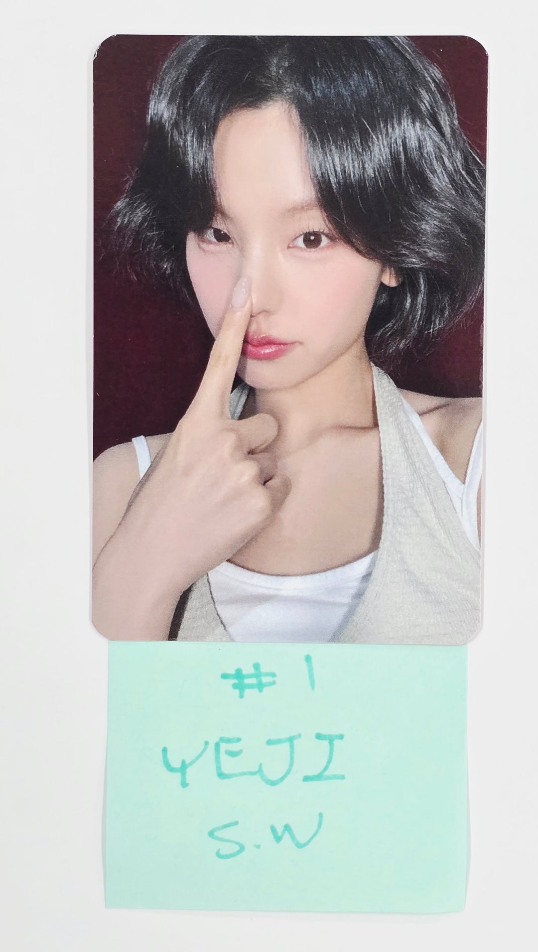ITZY "Girls Will Be Girls" - Soundwave Fansign Event Photocard [25.7.24]
