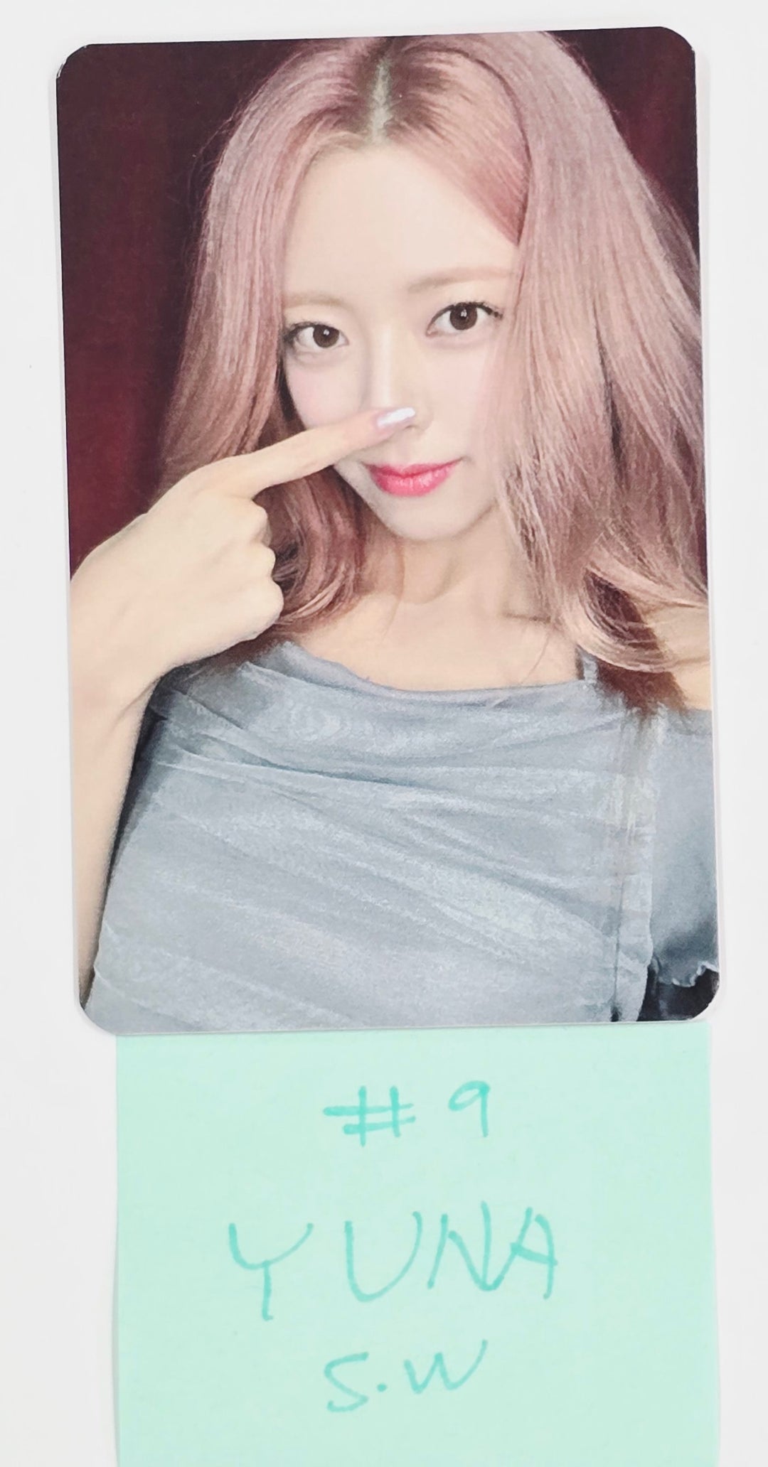 ITZY "Girls Will Be Girls" - Soundwave Fansign Event Photocard [25.7.24]