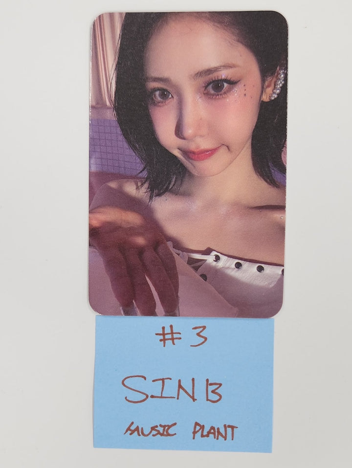 VIVIZ "A Montage of ( )" - Music Plant Fansign Event Photocard [25.7.25]