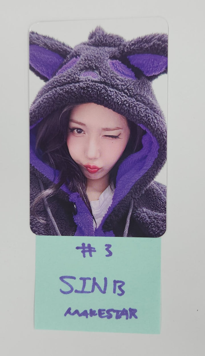 VIVIZ "A Montage of ( )" - Makestar Fansign Event Photocard [25.7.28]