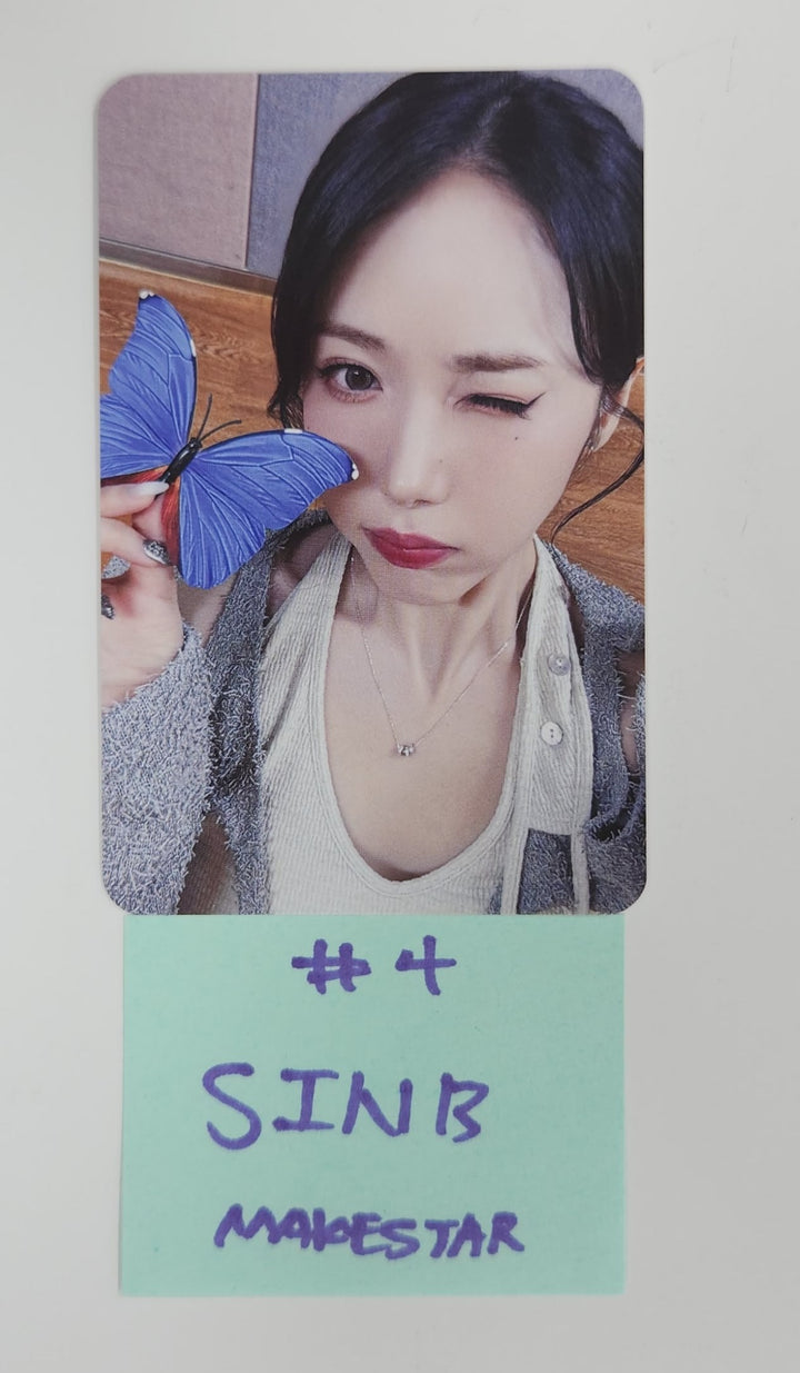 VIVIZ "A Montage of ( )" - Makestar Fansign Event Photocard [25.7.28]