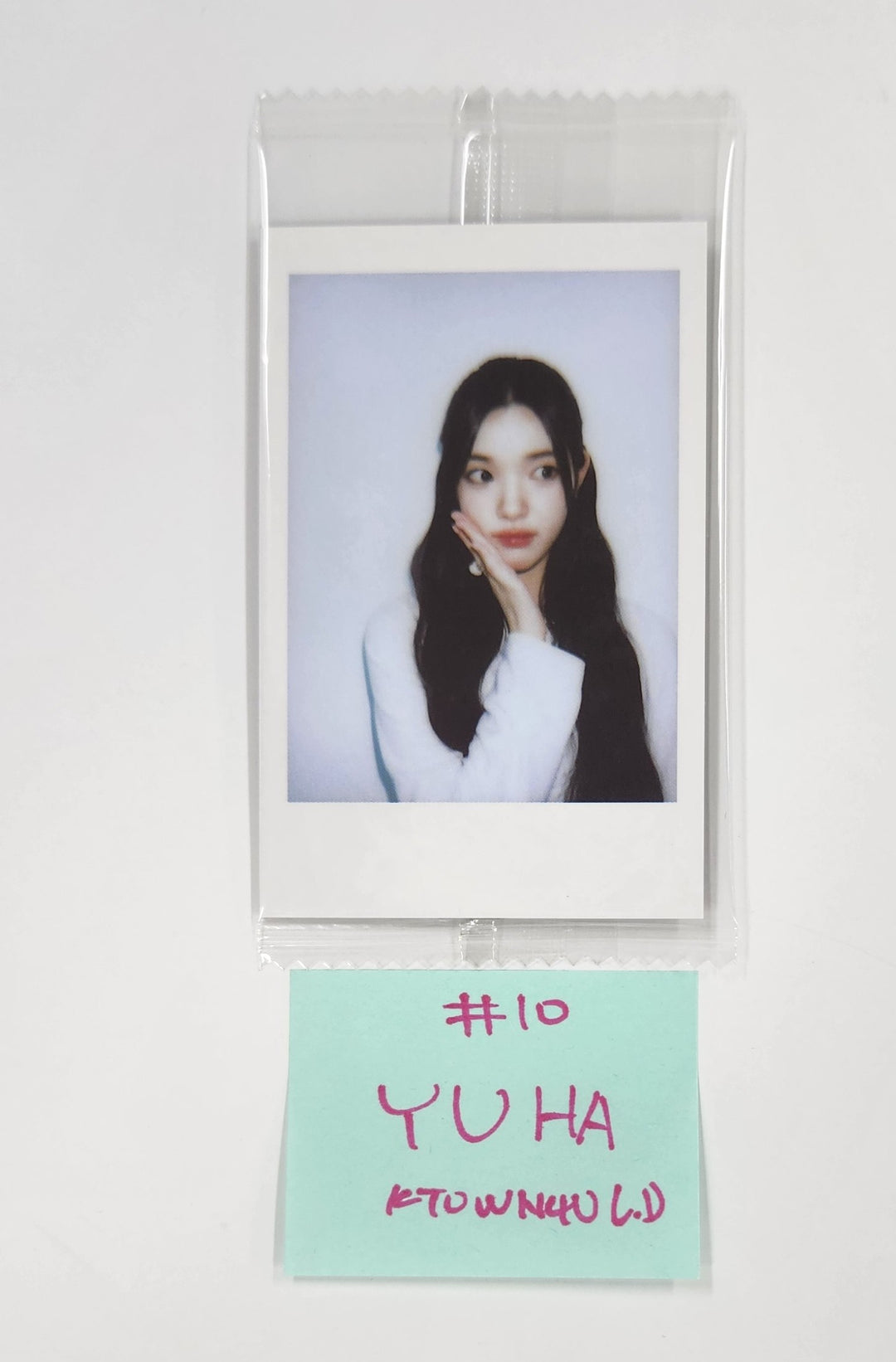 Hearts2Hearts "STYLE" - Ktown4U Lucky Draw Event Photocard [25.7.28]