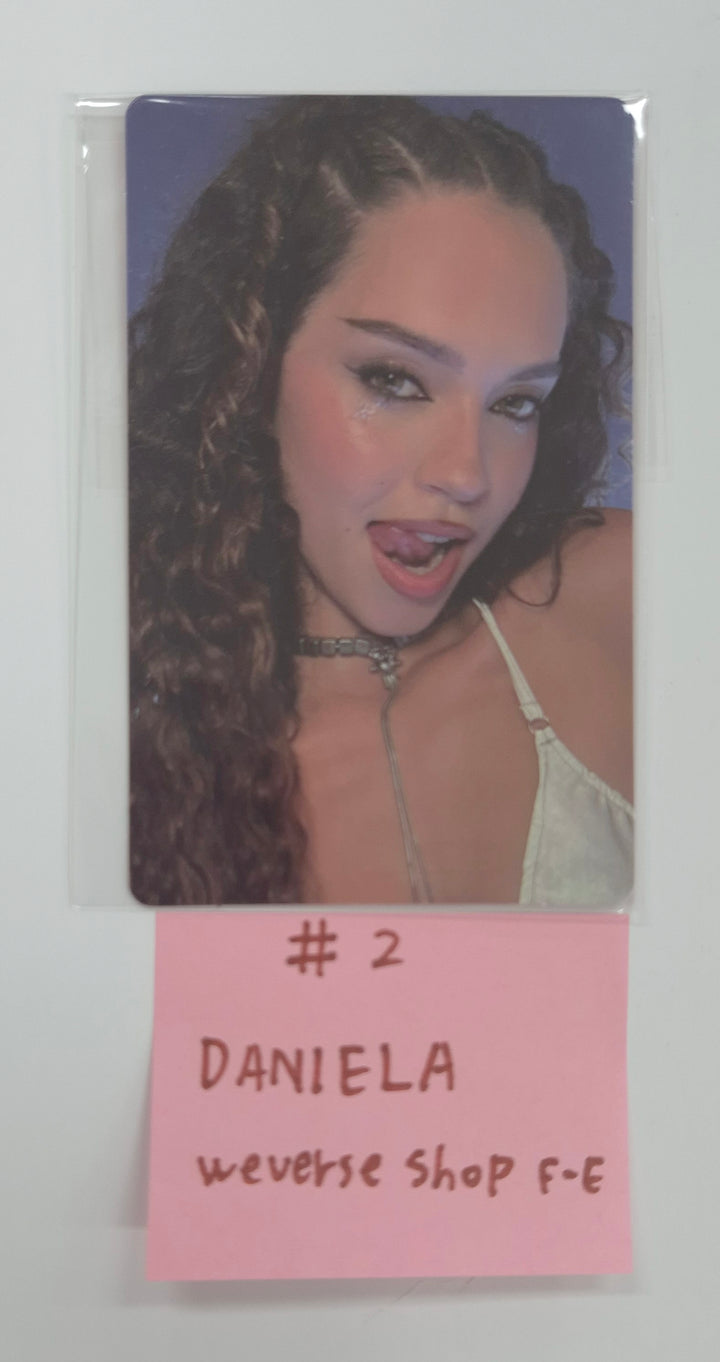 KATSEYE "BEAUTIFUL CHAOS" - Weverse Shop Fansign Event Photocard R2 [25.7.29]