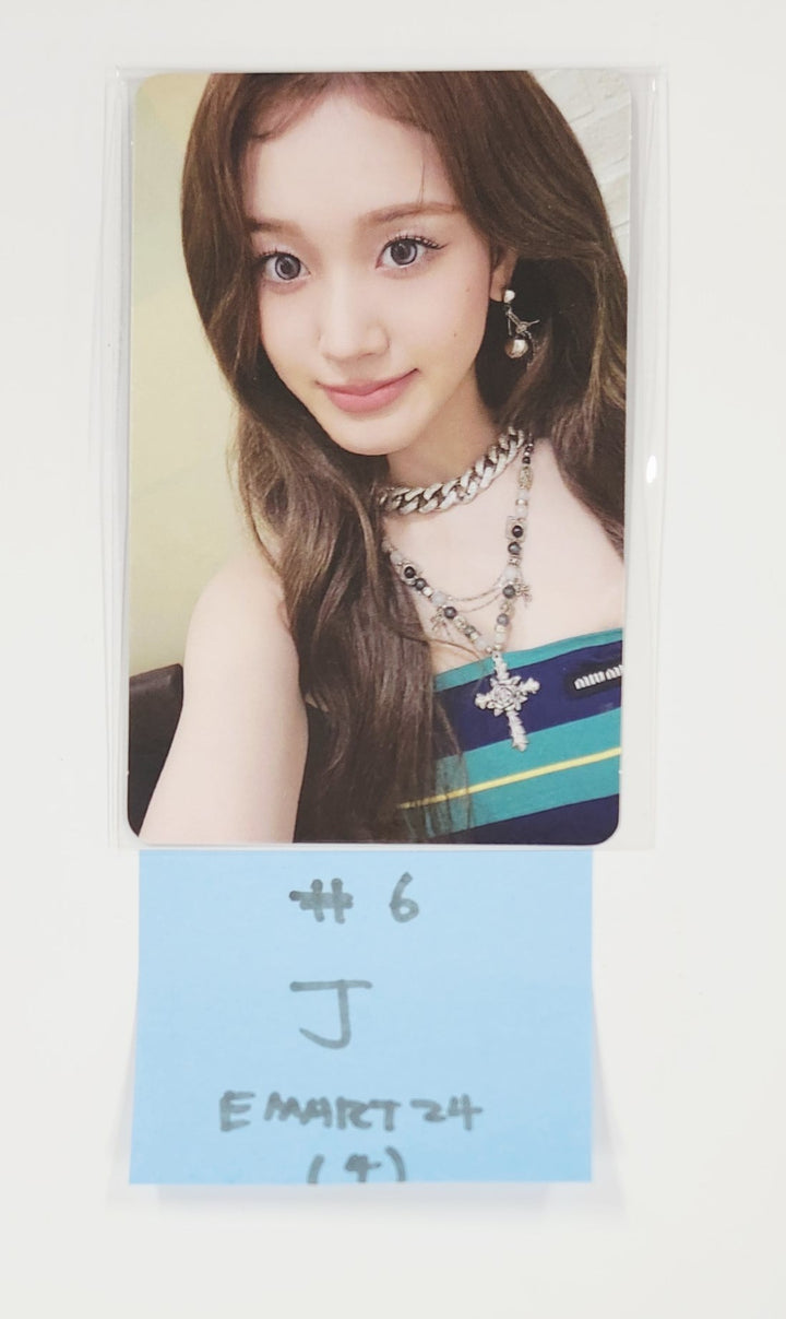 STAYC "I WANT IT" - EMART24 Pre-Order Benefit Photocard [25.7.30]