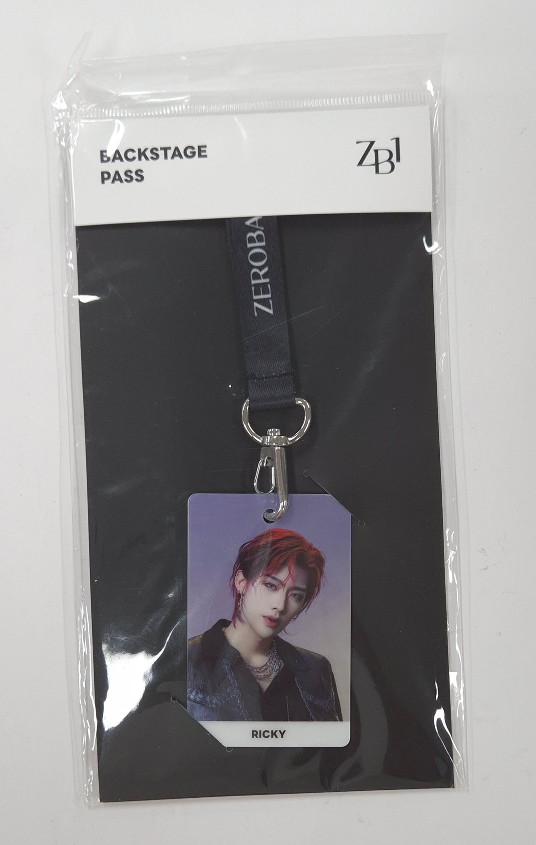 ZeroBaseOne x Linefriendssquare Backstage Pass