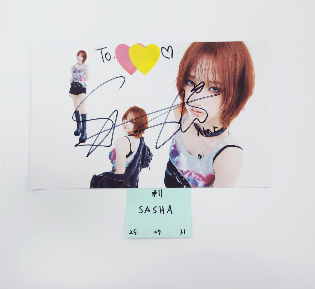 IFEYE "ERLU BLUE" - A Cut Page From Fansign Event Album [25.7.31]