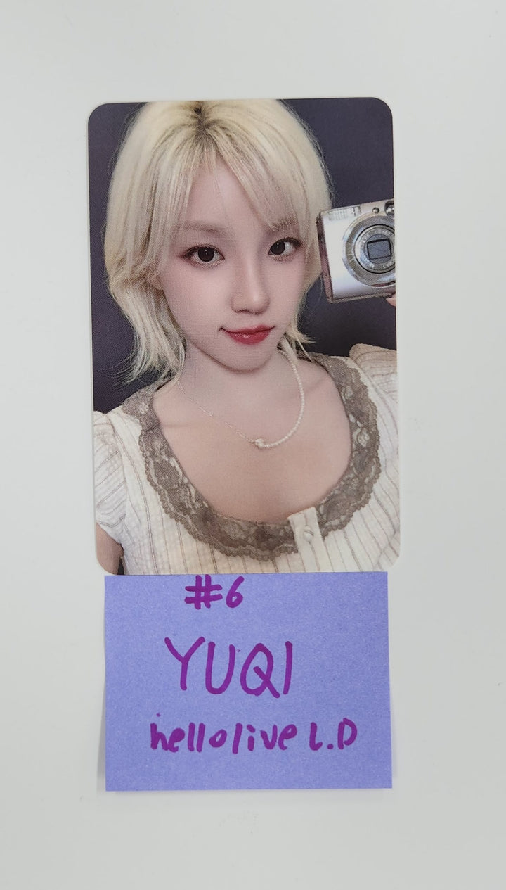 I-DLE "We are" - Hello Live Lucky Draw Event Photocard [25.8.1]