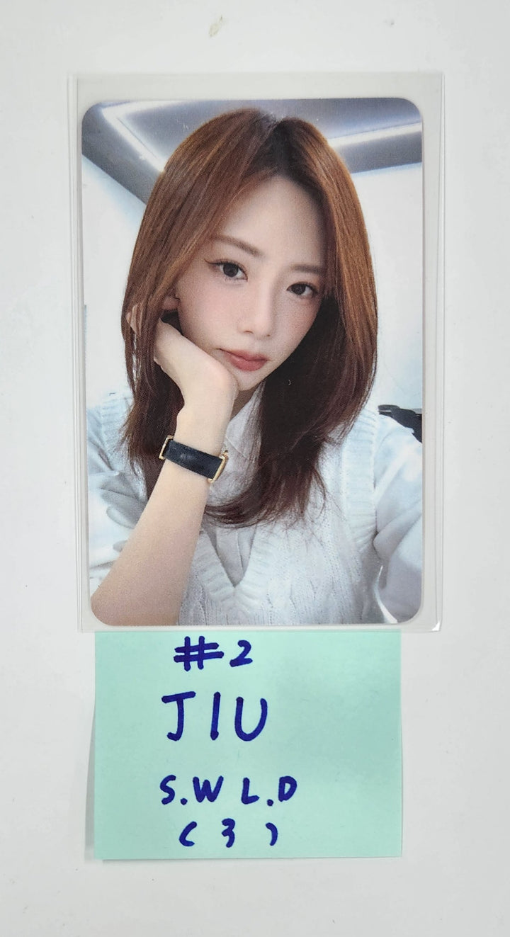 UAU "Playlist #You Are You" - Soundwave Lucky Draw Event Photocard R2 [25.8.4]