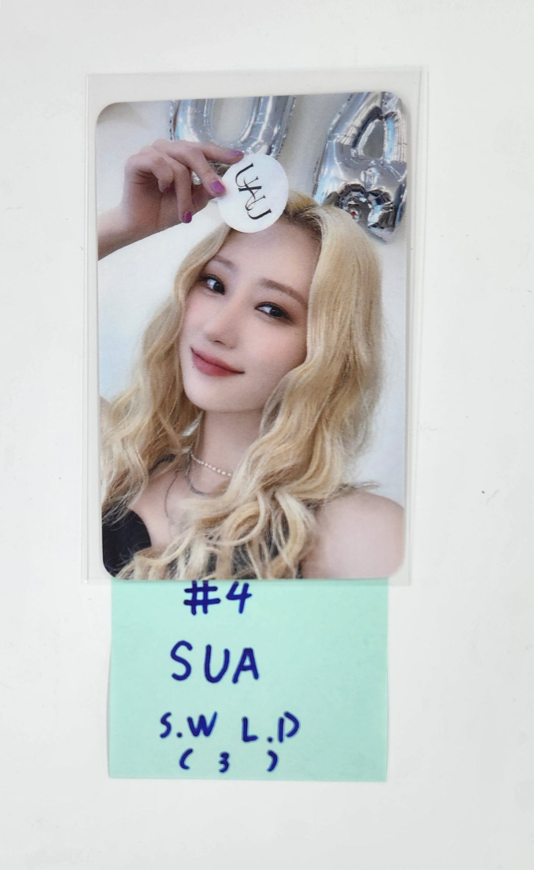 UAU "Playlist #You Are You" - Soundwave Lucky Draw Event Photocard R2 [25.8.4]