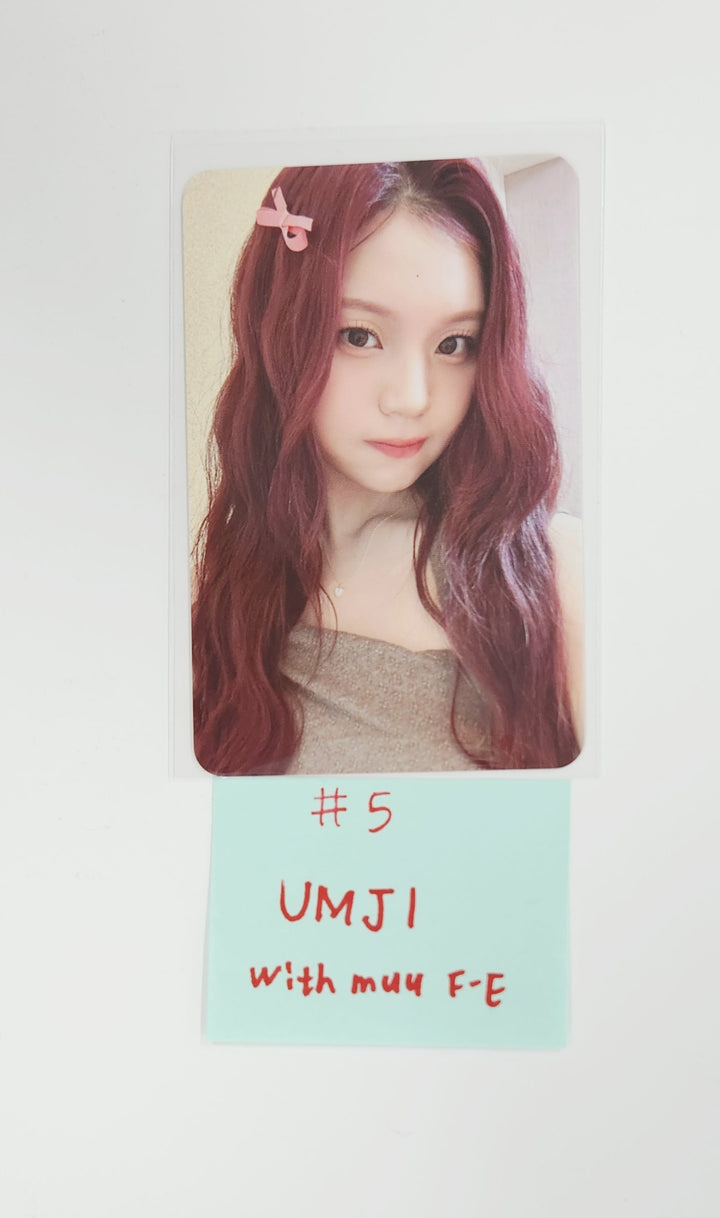 VIVIZ "A Montage of ( )" - Withmuu Fansign Event Photocard R2 [25.8.4]