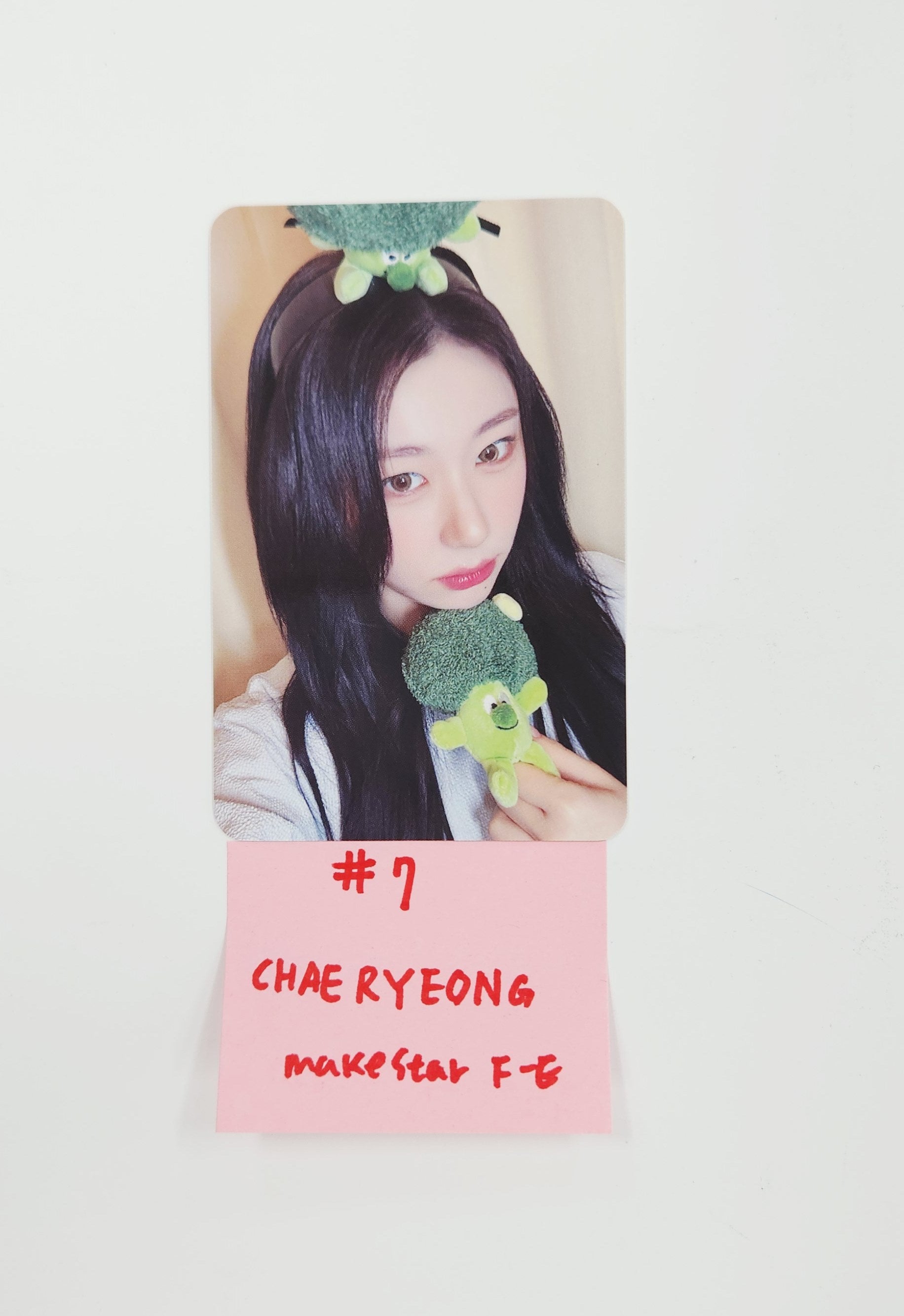 ITZY makestar ヨントン 当選者 マグネットカードフォルダー リア ITZY makestar ヨントントレカ リア - メルカリ